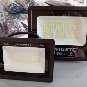 Đèn pha led 30w